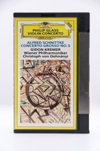Glass, Phillip - Philips Glass Violin Concerto  Alfred Schnittke Concerto Grosso No.5 (DCC)